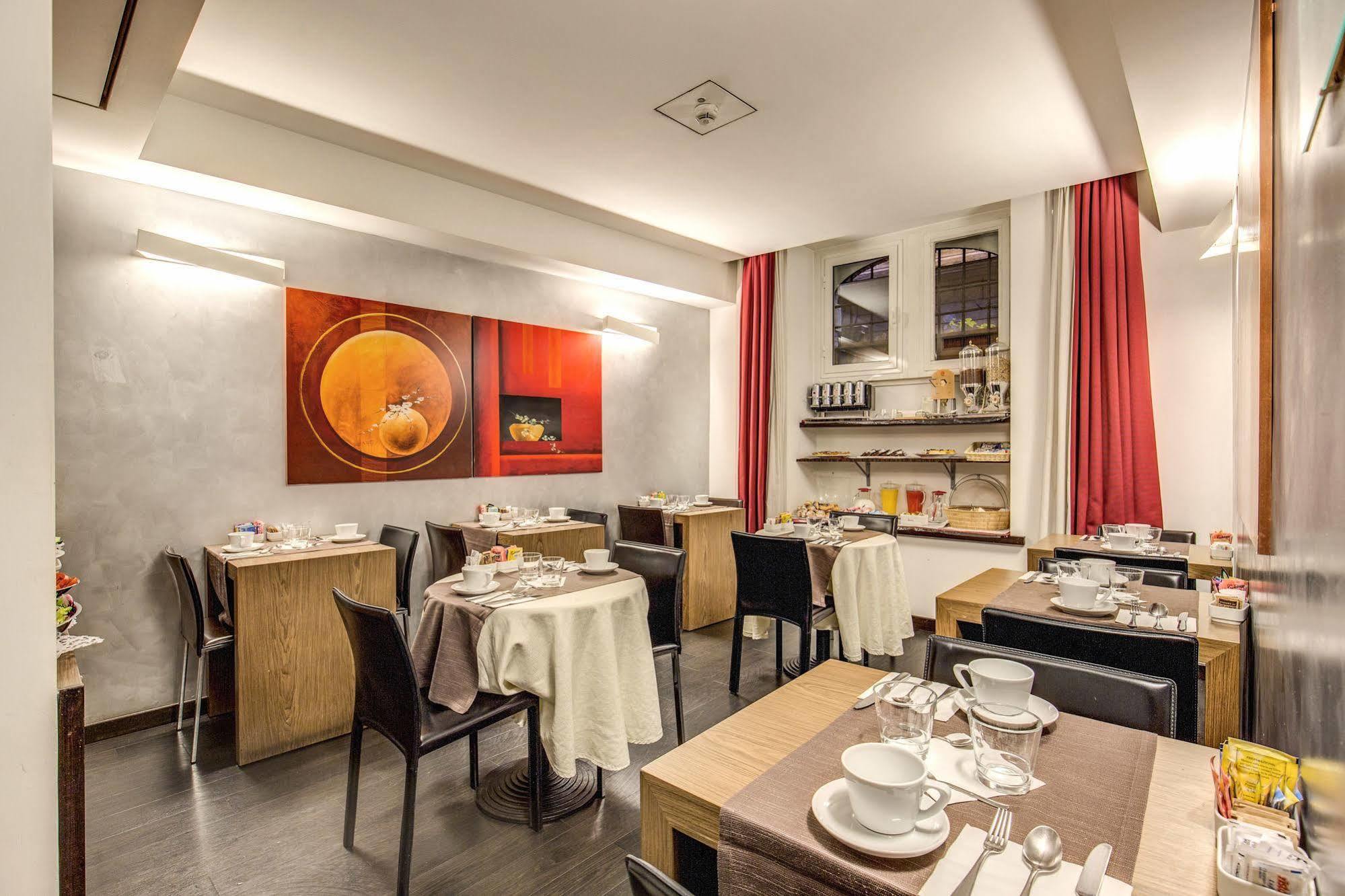 Hotel Rinascimento - Gruppo Trevi Hotels Rzym Zewnętrze zdjęcie
